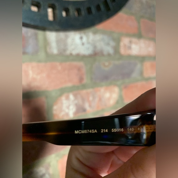 MCM SUNGLASSES - Picture 4 of 5